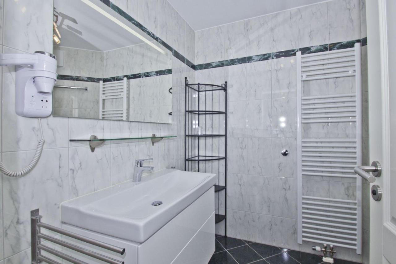 Mit Meerblick Und Balkon, Gratis Nutzung Vom Ahoi Erlebnisbad Und Sauna In Sellin - Meeresblick Fewo 33 Goehren  Extérieur photo